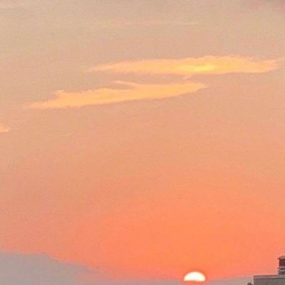 视频早安北京｜今天白天晴间多云，最高气温30℃，限号4和9